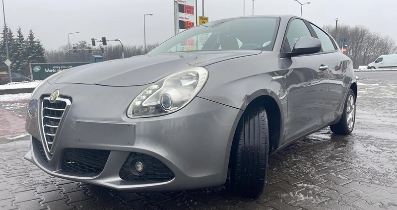 Alfa Romeo Giulietta cena 24900 przebieg: 230000, rok produkcji 2013 z Gniew małe 704